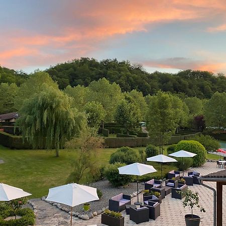 Complexe Les 4 Saisons Hotel Oust Bagian luar foto