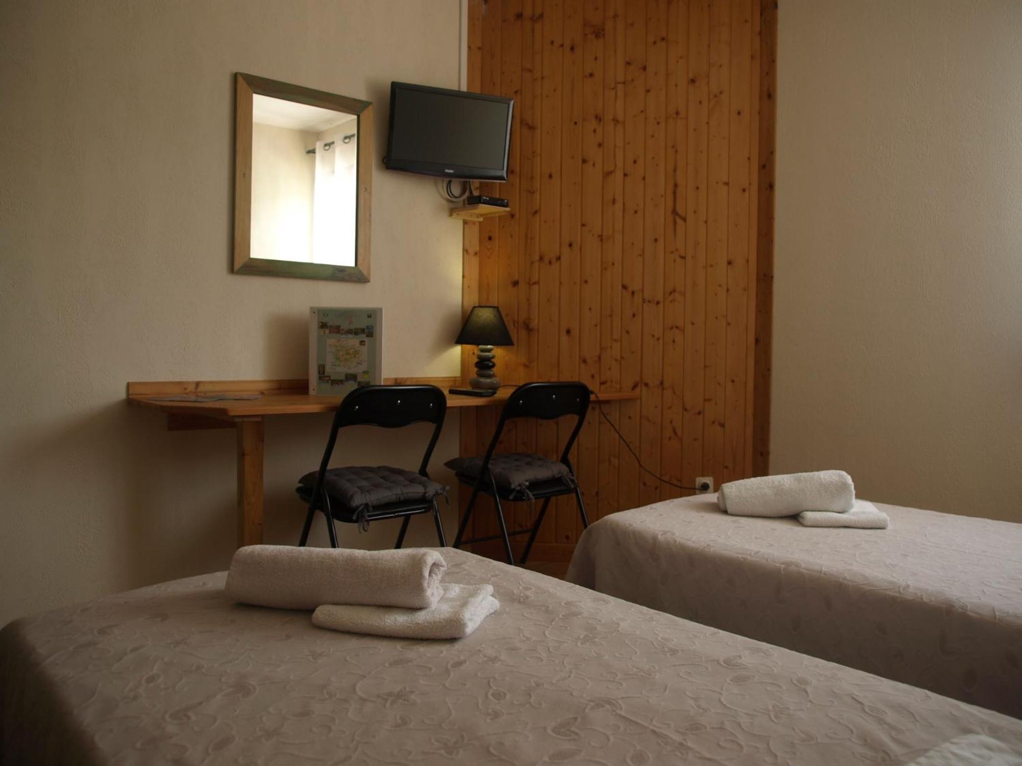Complexe Les 4 Saisons Hotel Oust Ruang foto