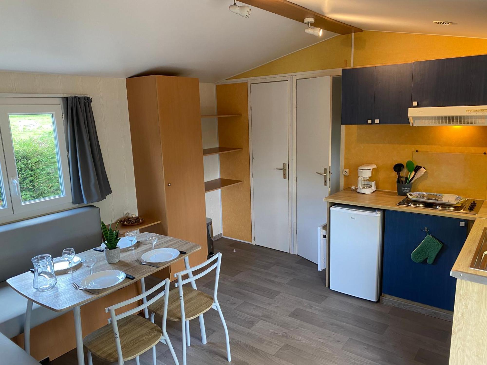 Complexe Les 4 Saisons Hotel Oust Bagian luar foto