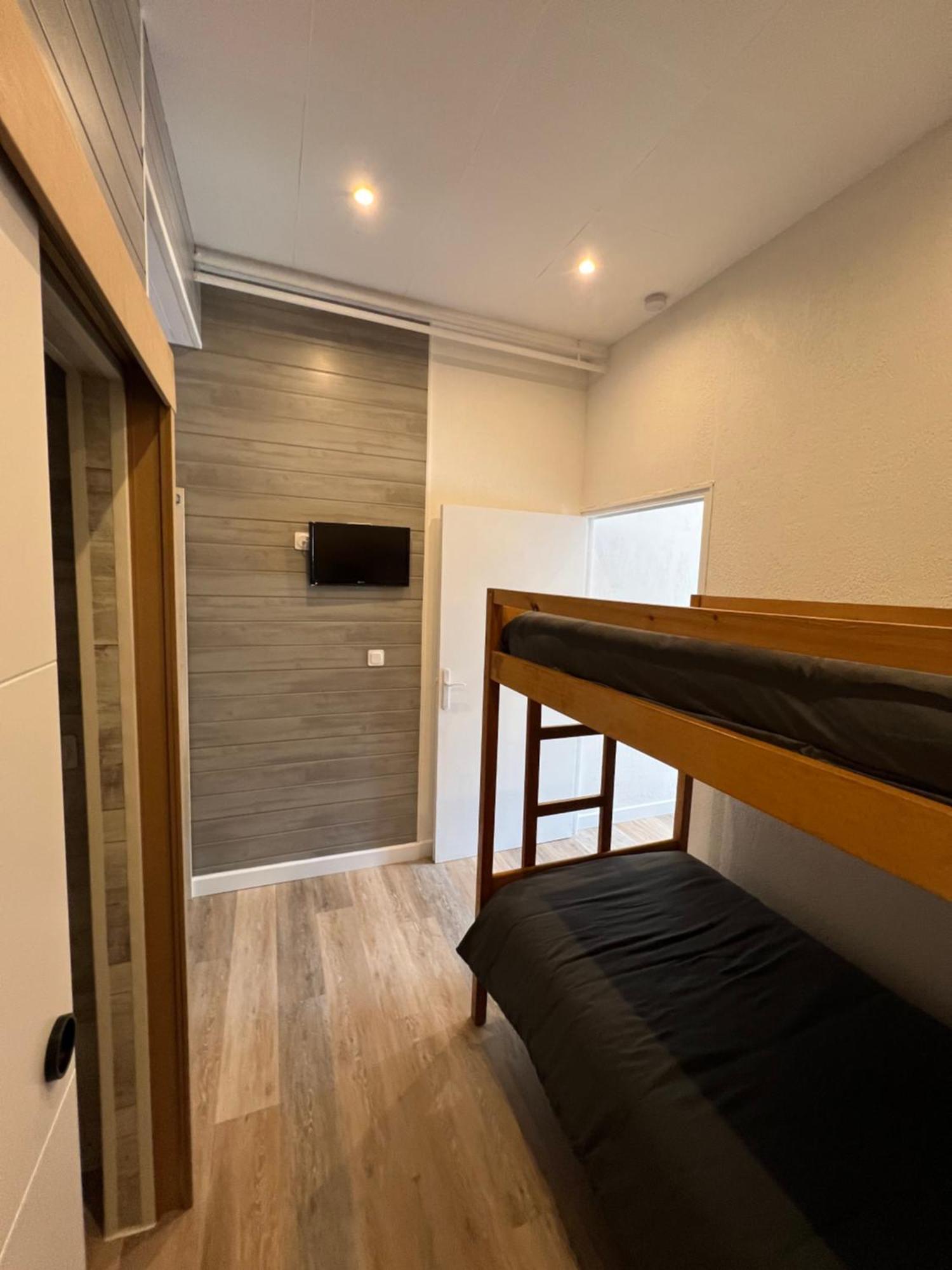 Complexe Les 4 Saisons Hotel Oust Bagian luar foto