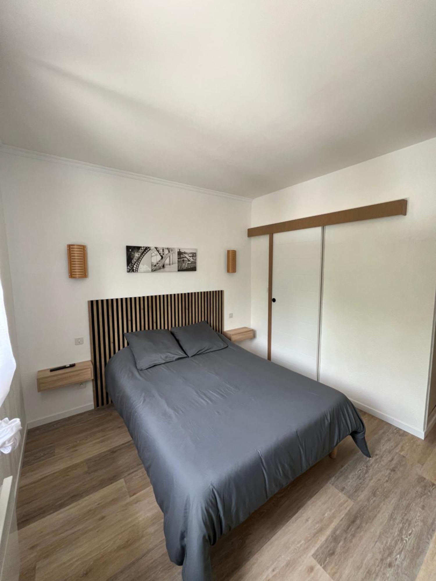 Complexe Les 4 Saisons Hotel Oust Bagian luar foto